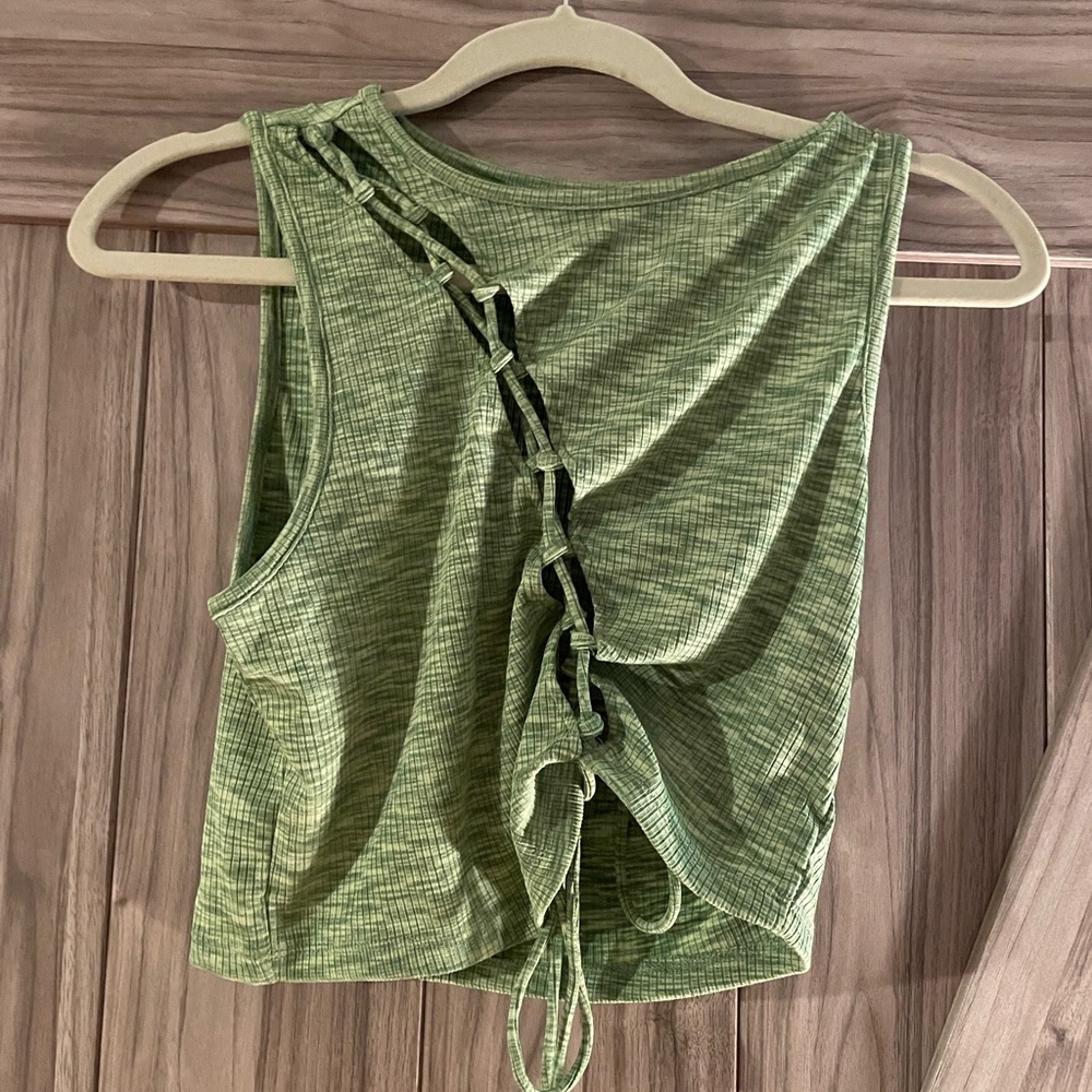 Cute green top